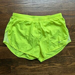 Nike Dri-Fit Women's Volt/Neon Green tempo track Running Shorts medium